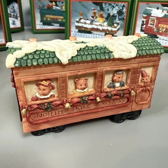 VTG 1994 North Pole Express 5 Box Christmas Train Set Village First Edition - Picture 13 of 15